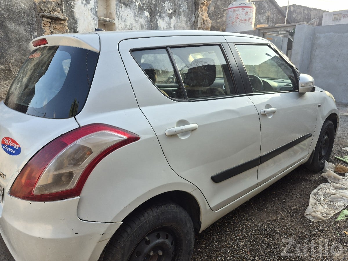 Maruti Suzuki Swift VXI 2015 Petrol Car