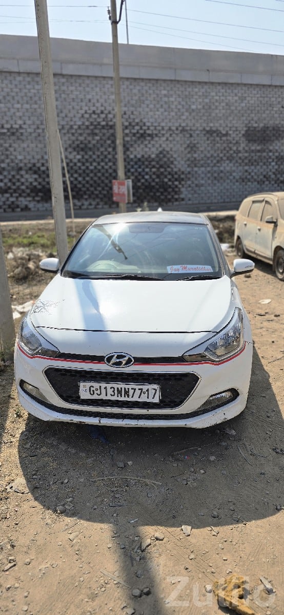 Hyundai i20 2014 Top Model Car