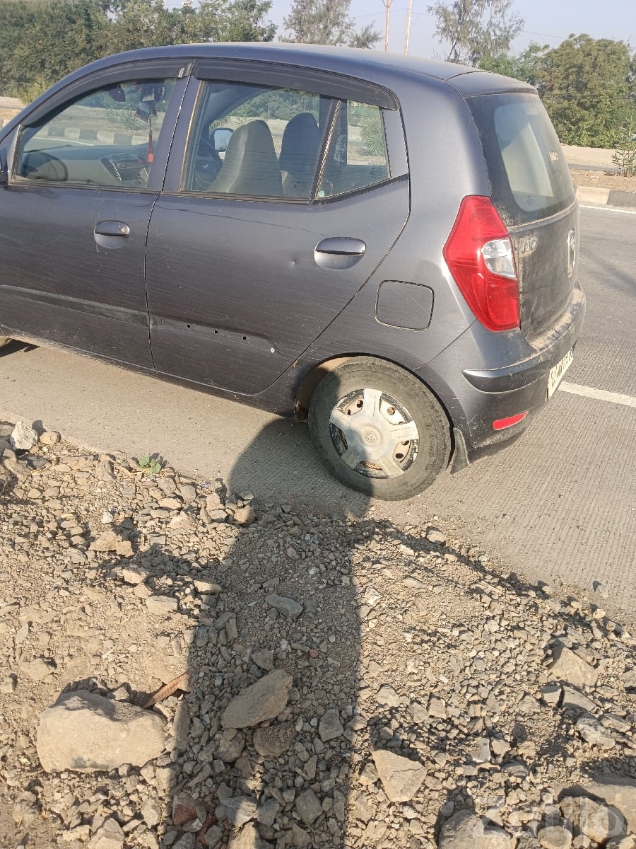 Hyundai i10 2015 Petrol CNG Car - Cars - Kalyanpur - Image 3