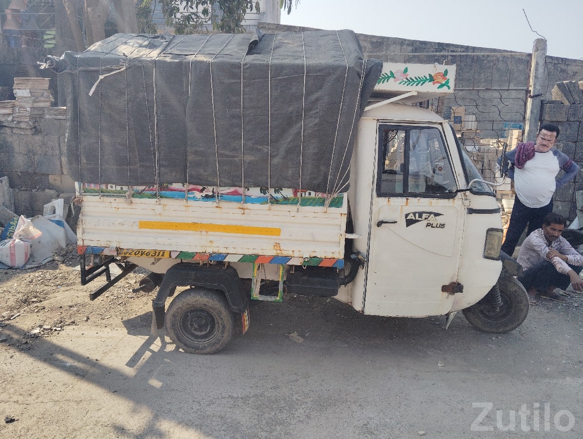 Mahindra Alfa Plus cargo auto 2016 Mahindra Alfa Plus cargo auto 2016