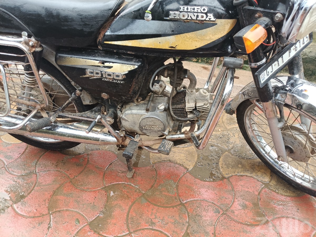 Hero Honda CD100 Deluxe Used Bike
