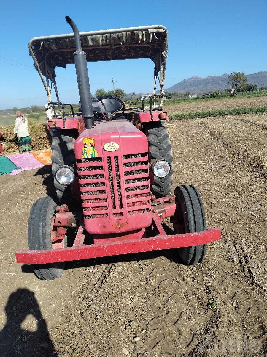 ટ્રેક્ટર વેચવાનું છે