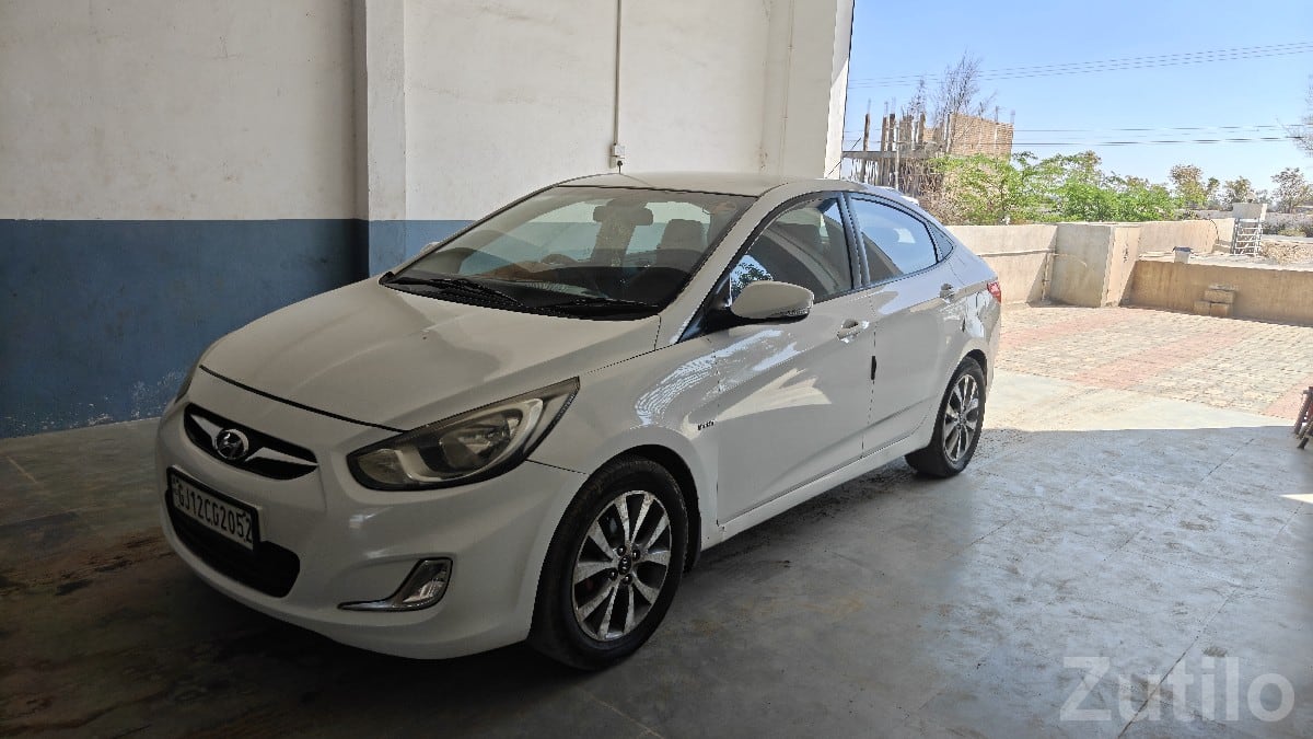 Hyundai Verna 1.6 SX AT 2015