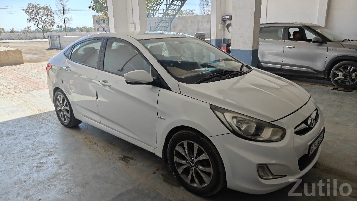 Hyundai Verna 1.6 SX AT 2015 - Cars - Kalyanpur - Image 3