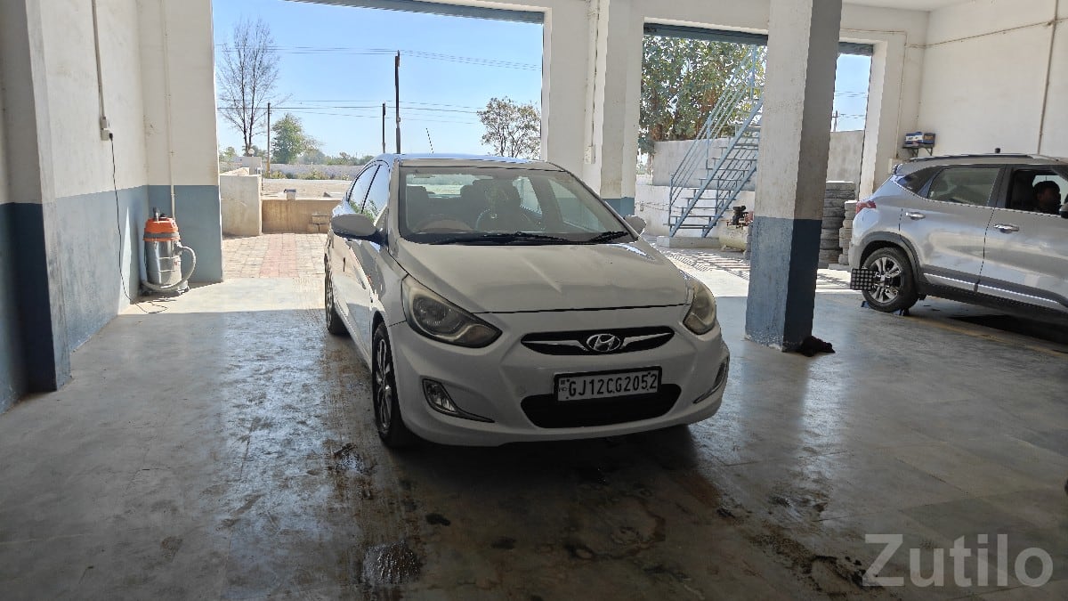 Hyundai Verna 1.6 SX AT 2015 - Cars - Kalyanpur - Image 2