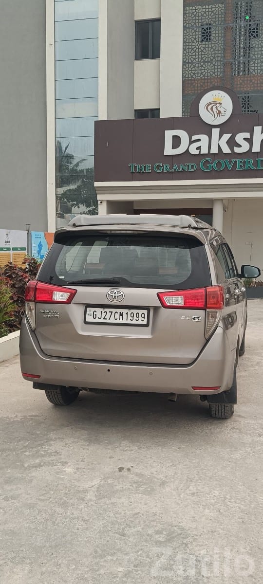 Toyota Innova Crysta 2019 2.4G Toyota Innova Crysta 2019 2.4G