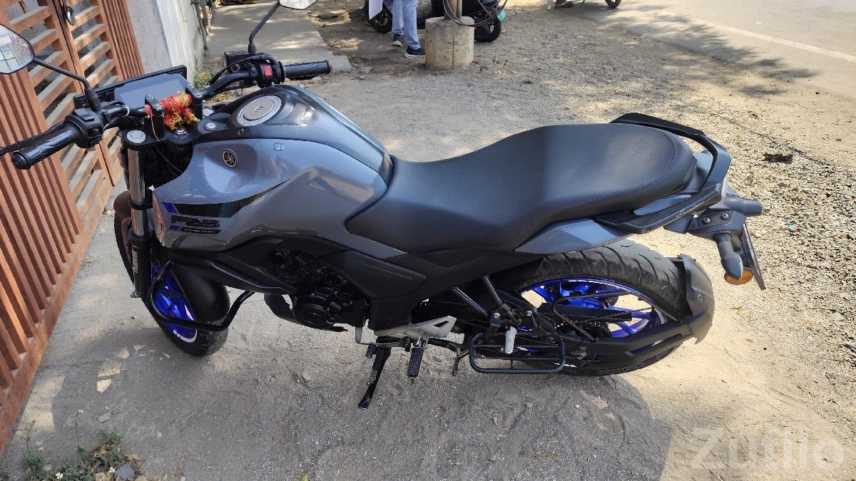 Yamaha FZ Bike 2023 for Sale - Bikes - Jamjodhpur - Image 3