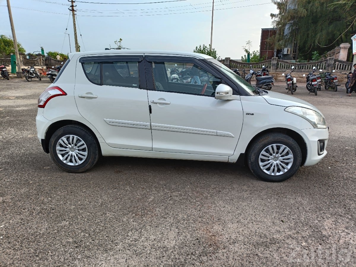 2016 Maruti Suzuki Swift Diesel - Cars - Kutiyana - Image 4
