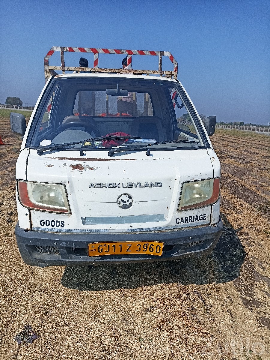 Ashok Leyland Dost 2012 Pickup - Trucks & Lorries - Kotda Sangani - Image 3
