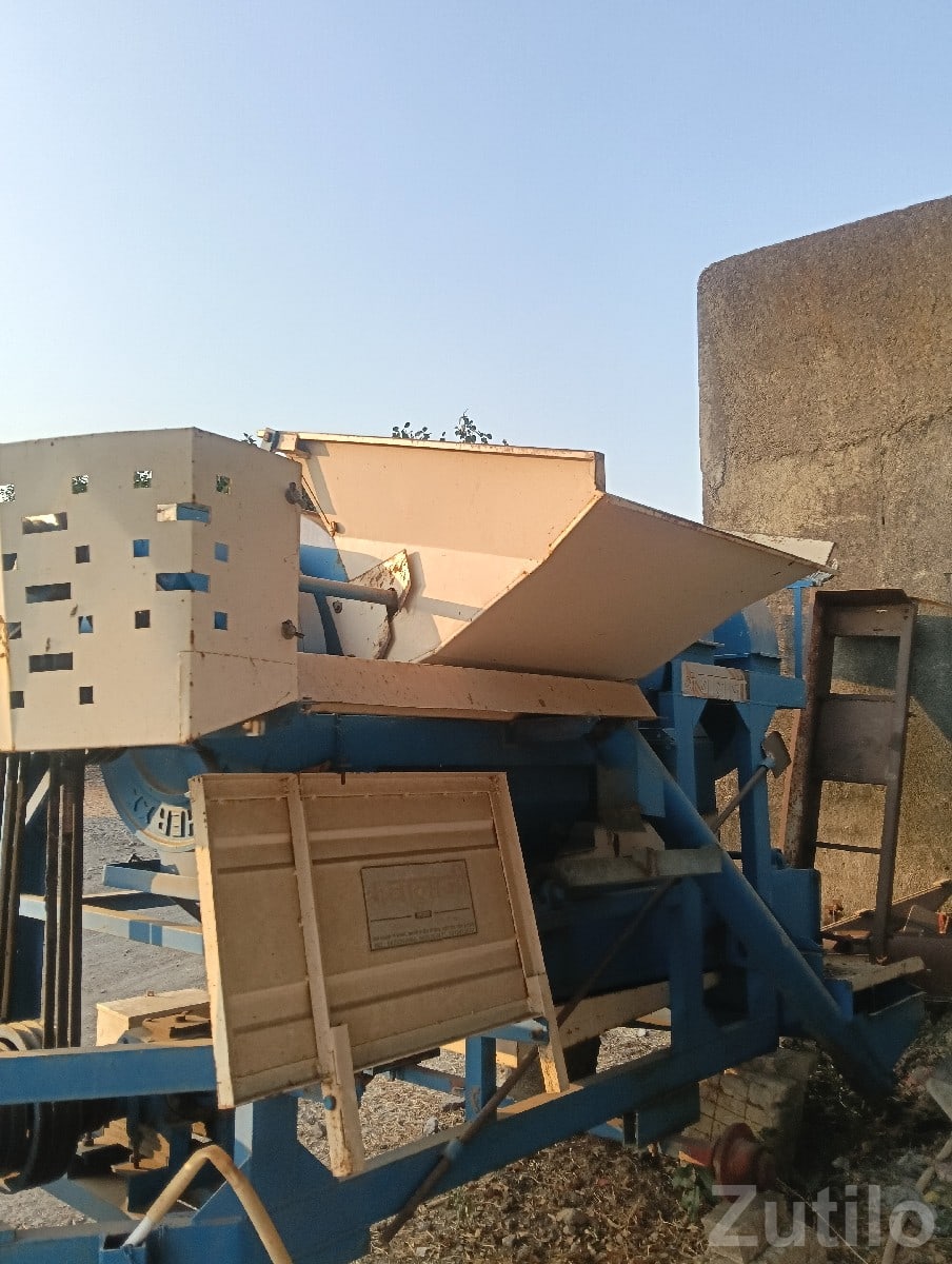 બાલાજી થ્રેસર 
ઓટોમેટીક કાંધુ - Textile Machinery - Jamjodhpur - Image 2