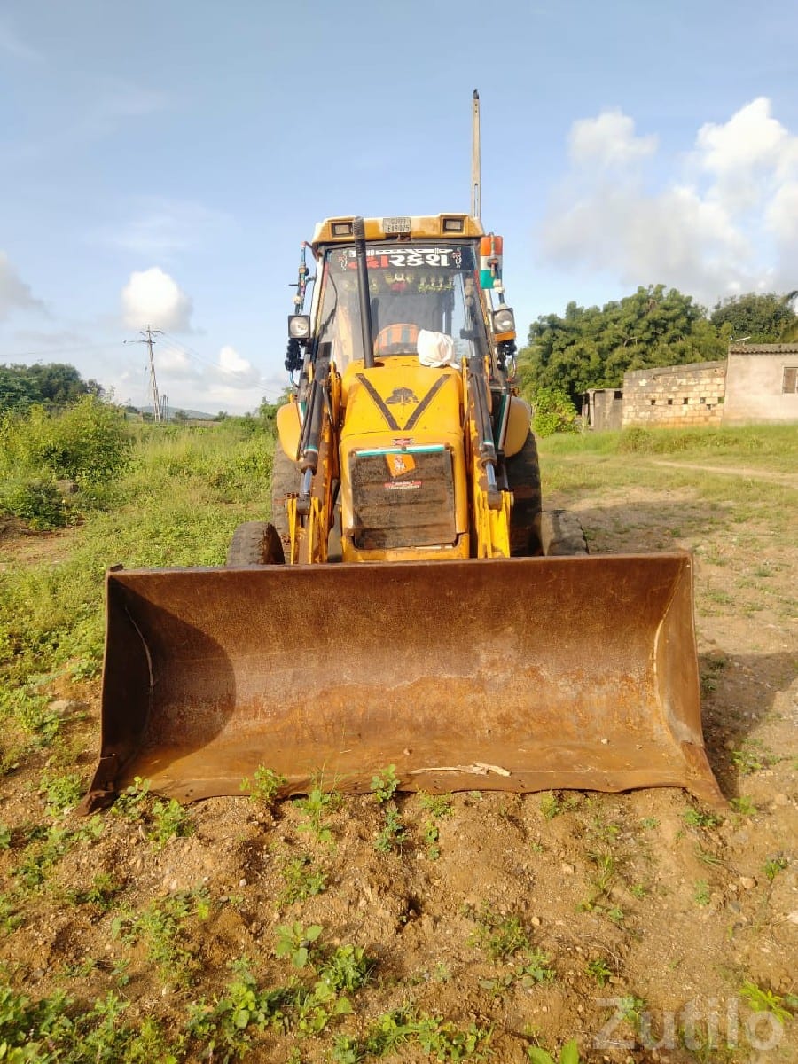 JCB Backhoe Loader 2010 - બાંધકામના વાહનો - રણાવાવ - Image 2