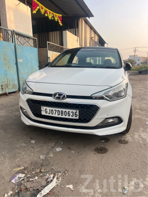 Hyundai i20 Sportz 2017 Petrol Car