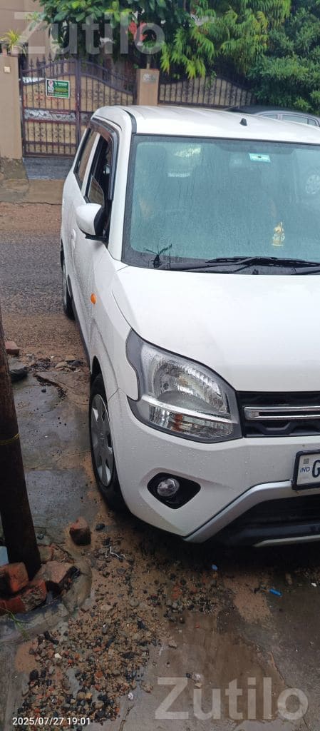 2023 Maruti Suzuki WagonR VXI Petrol - કાર - અમદાવાદ શહેર - Image 2