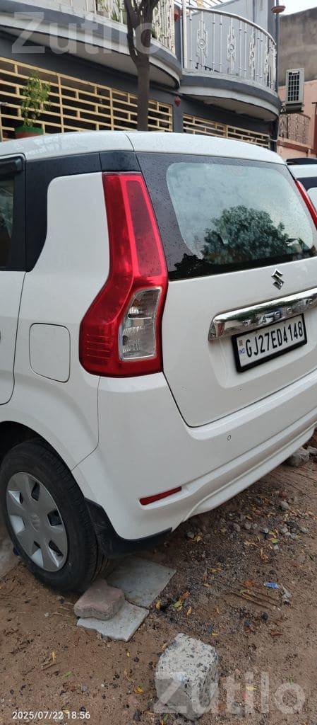 2023 Maruti Suzuki WagonR VXI Petrol - કાર - અમદાવાદ શહેર - Image 3