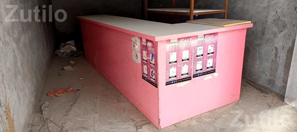 L Shape ReadyMade Garment Shop Table 10x2.5 - ઓફિસ ફર્નિચર - થરાદ - Image 3