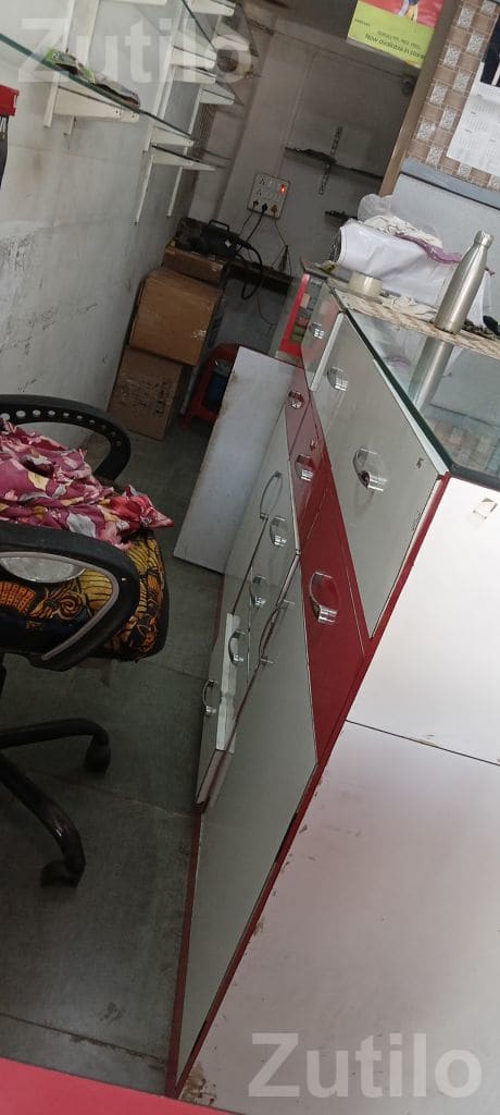 Mobile Shop Counter Table with Glass Top - ઓફિસ ફર્નિચર - દાહોદ - Image 3