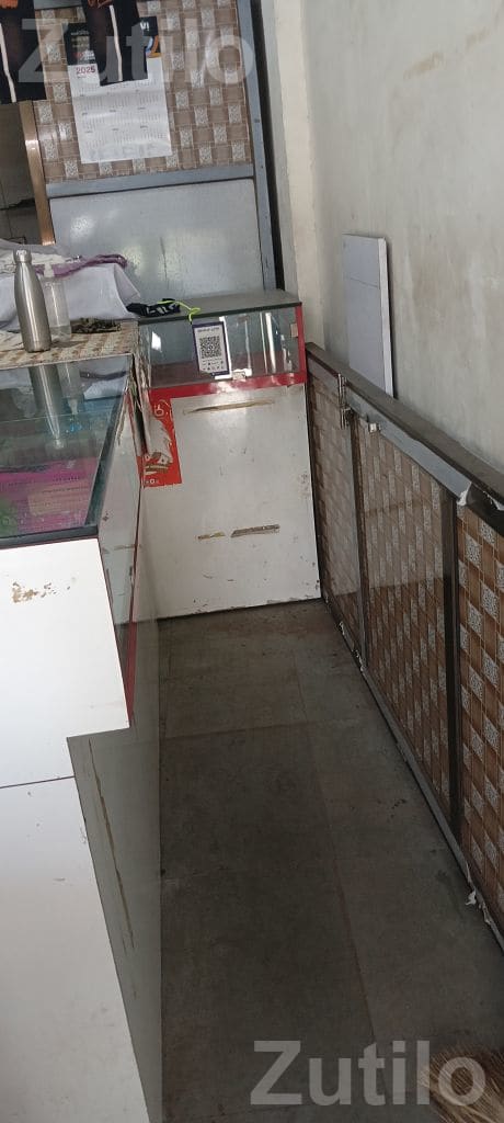 Mobile Shop Counter Table with Glass Top - ઓફિસ ફર્નિચર - દાહોદ - Image 2