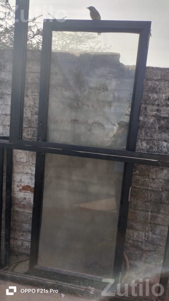 Aluminium Glass Door Frame for Shop or Office - ઓફિસ ફર્નિચર - પાલનપુર - Image 3