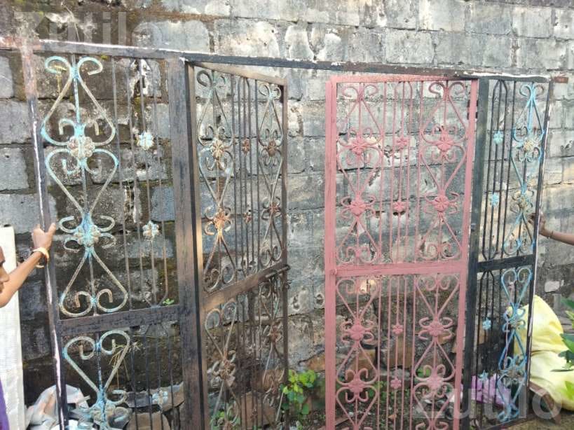Iron Safety Grill Panel 6.5 x 8.5 Feet - ટૂલ્સ અને હાર્ડવેર - લાલપુર - Image 3