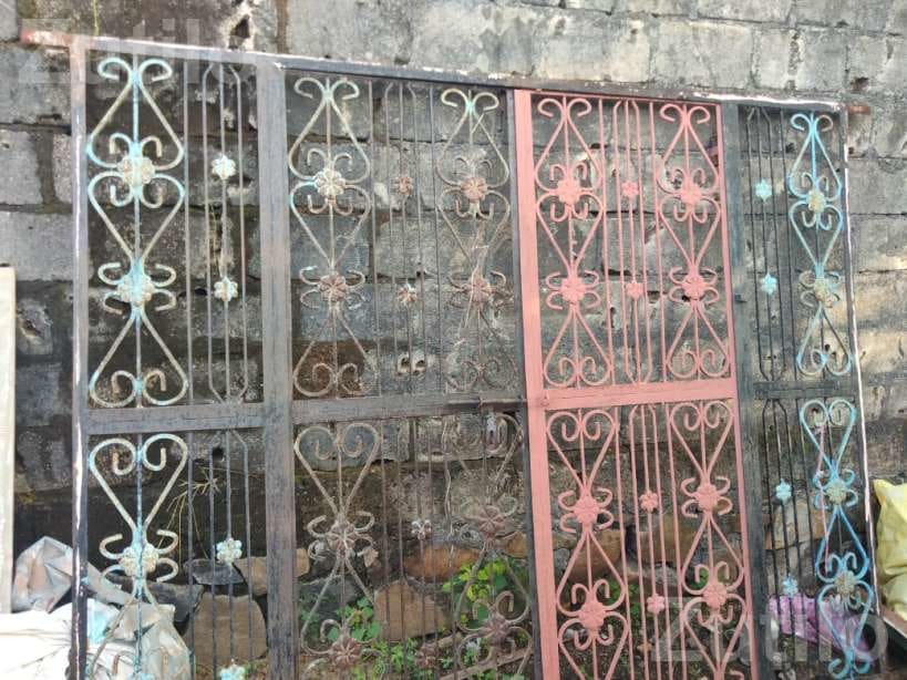 Iron Safety Grill Panel 6.5 x 8.5 Feet - ટૂલ્સ અને હાર્ડવેર - લાલપુર - Image 2