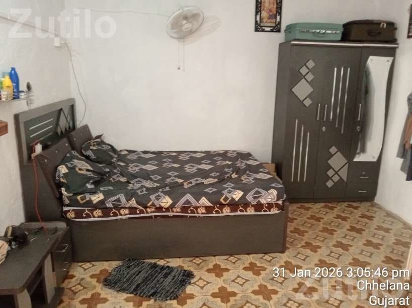 5x6 Wooden Bed with Mattress and Wardrobe - પાંખા અને ગાદી - અમરેલી - Image 5