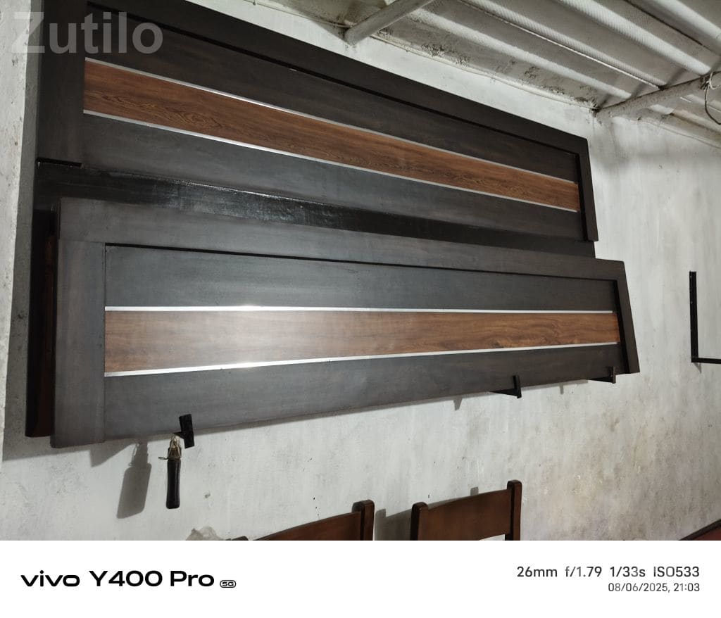 6x6 Wooden Bed Frame in Black Polish - પાંખા અને ગાદી - અમદાવાદ શહેર - Image 2
