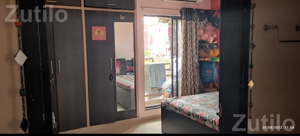 1 BHK Flat for Sale in Rajkot 1 BHK Flat for Sale in Rajkot