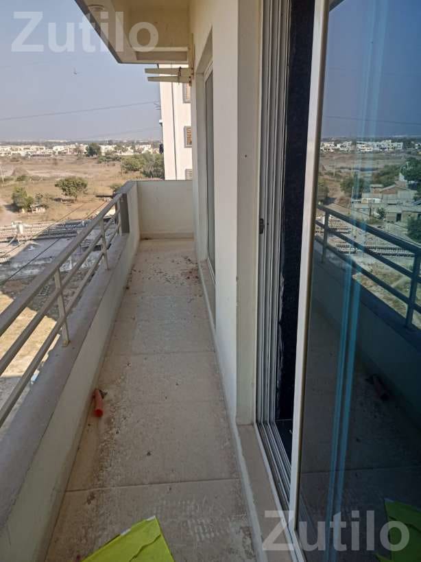 Semi Furnished 6th Floor Flat for Sale - ઘર વેચાણ માટે - મોરબી - Image 3