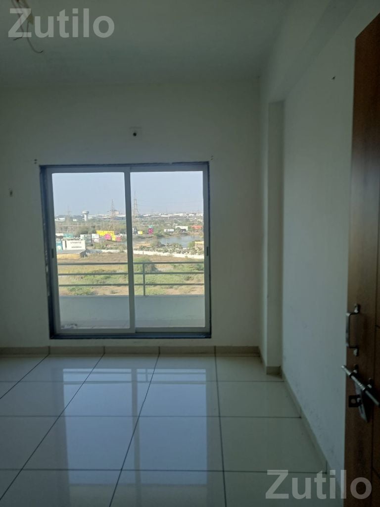 Semi Furnished 6th Floor Flat for Sale - ઘર વેચાણ માટે - મોરબી - Image 4