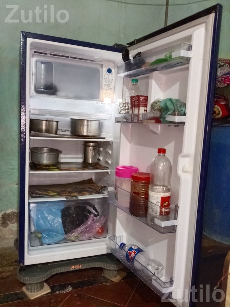 Voltas Beko 190 L Refrigerator - ફ્રિજ - ધોરાજી - Image 3