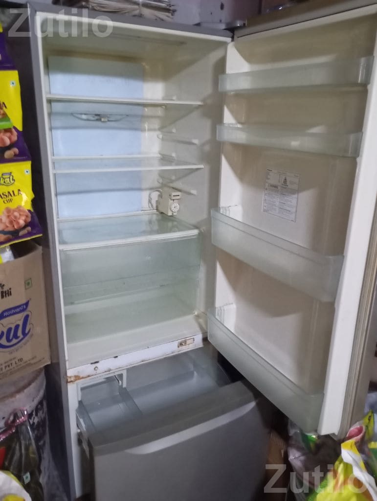 Panasonic 350 L Refrigerator - ફ્રિજ - રાજકોટ શહેર - Image 3