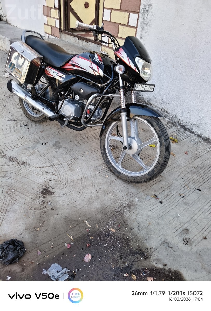 Hero HF Deluxe 2016 Self Start Bike - બાઇક્સ - વંથલી - Image 2