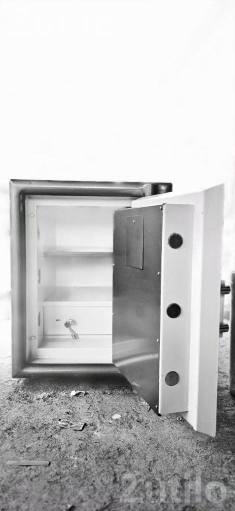 Star Safe Fireproof Locker New - ઓફિસ ફર્નિચર - ગોંડલ - Image 2