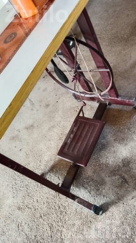 Geminy Sewing Machine with Table - ટેક્સટાઇલ મશીનરી - પોરબંદર - Image 2