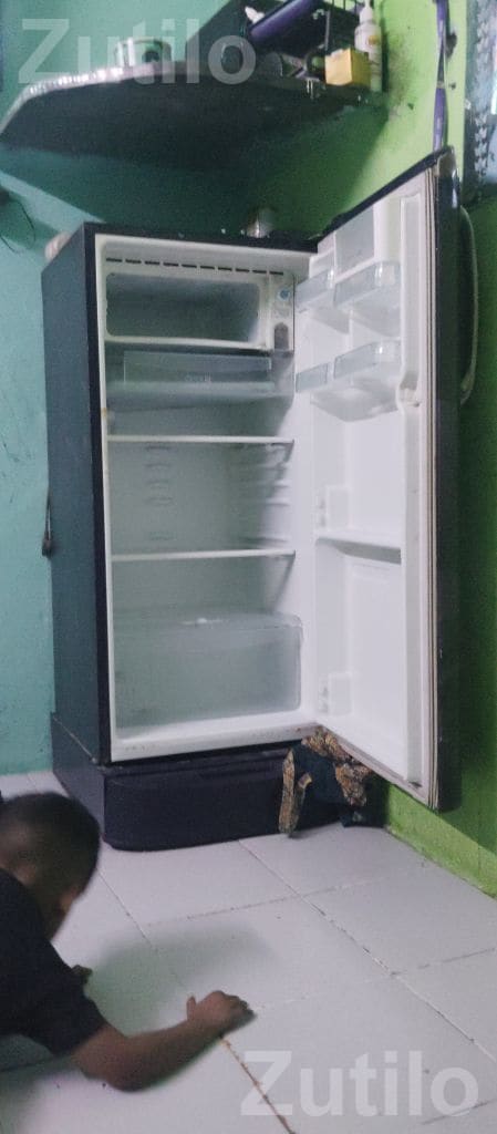 LG Single Door Refrigerator - Refrigerators - Daskroi - Image 4