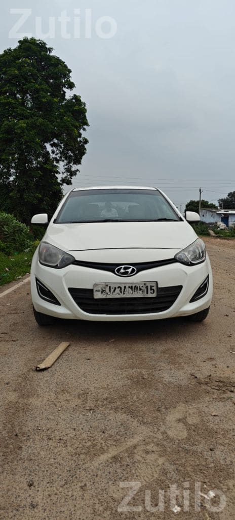 Hyundai i20 Magna 2013 First Owner Car - કાર - દસ્ક્રોઇ - Image 5
