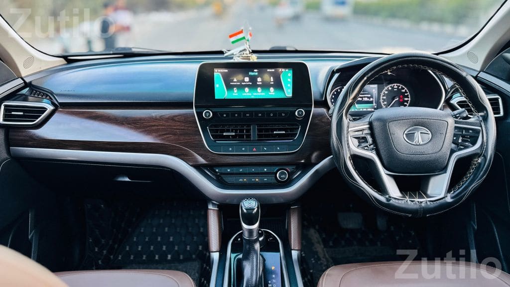 2022 Tata Car Automatic 59000 km - કાર - સુરત શહેર - Image 3