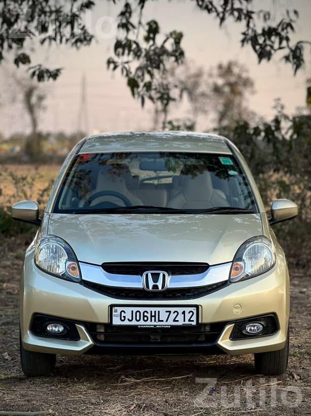 2014 Honda Mobilio 1.5 V O Diesel Manual - કાર - સુરત શહેર - Image 3