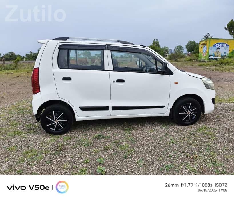 Maruti Suzuki WagonR LXI 2014 Petrol CNG - કાર - સુરત શહેર - Image 4