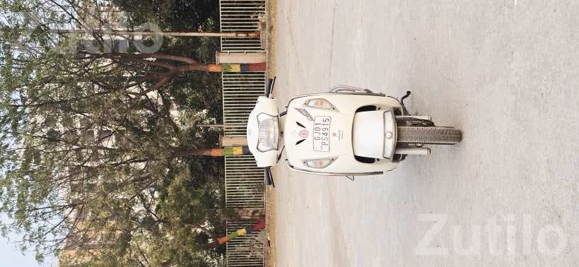 Suzuki Access 125 2013 White 1st Owner - Bikes - Ahmedabad City - Image 5
