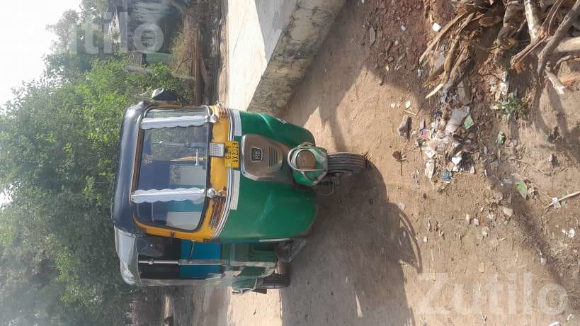 2014 CNG Auto Rickshaw - ઓટો રિક્ષા - માંસા - Image 3