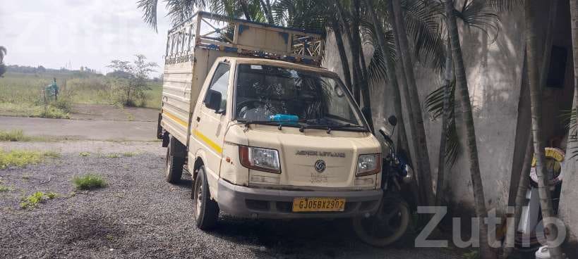 Ashok Leyland Dost 2017 Tempo - ટ્રક અને લોરી - સુરત શહેર - Image 5