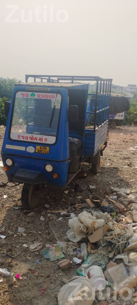 2015 Loading Auto Rickshaw Cargo Vehicle - ઓટો રિક્ષા - સુરત શહેર - Image 4