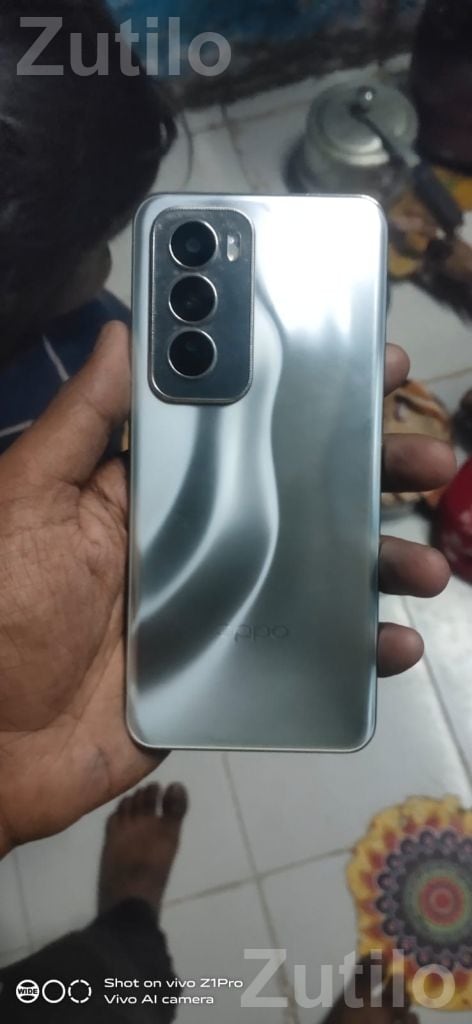 Oppo Reno 12 8GB 256GB Smartphone - Mobile Phones - Surat City - Image 4