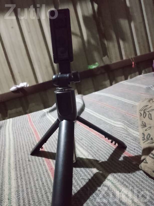 Mobile Stand Tripod Holder for Smartphone