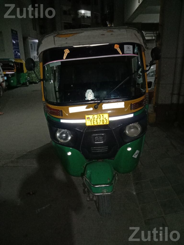 2019 CNG Auto Rickshaw with Permit and Insurance - Auto Rickshaws - Daskroi - Image 3