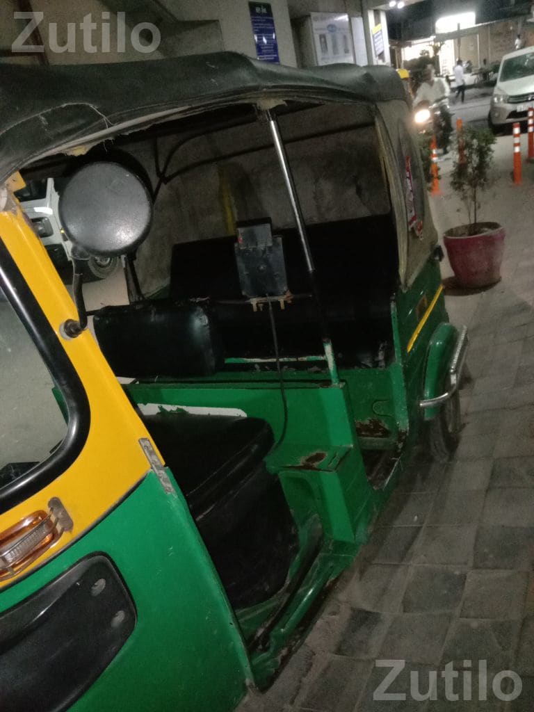 2019 CNG Auto Rickshaw with Permit and Insurance - Auto Rickshaws - Daskroi - Image 2
