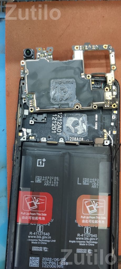 Mobile Phone Repair and Glass Replacement - ઇલેક્ટ્રોનિક ઍક્સેસરીઝ - વડોદરા શહેર - Image 2