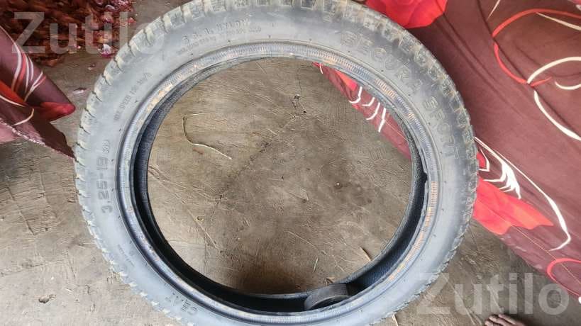 Bullet Standard 19 Inch Used Tyre - ઓટો પાર્ટ્સ - સુરત શહેર - Image 3