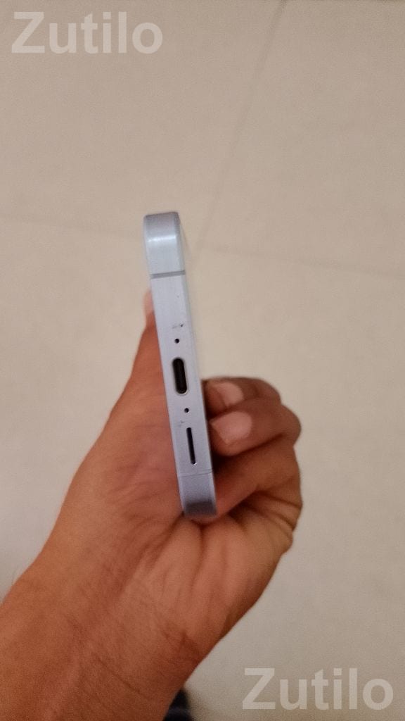 Samsung Galaxy A55 12GB 128GB with Box - Mobile Phones - Ahmedabad City - Image 4